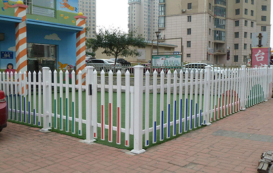 幼兒園<a href=http://m.zhgdq.com target=_blank class=infotextkey>圍欄</a>